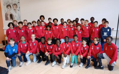 SECTION SPORTIVE DE FOOTBALL : la remise des dotations et du sac à dos de section